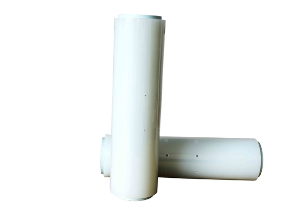 ฟิล์มยืด PE PVC แบบมีรูพรุนเป็นมิตรกับสิ่งแวดล้อมห่อยึดทนความร้อนสำหรับบรรจุ